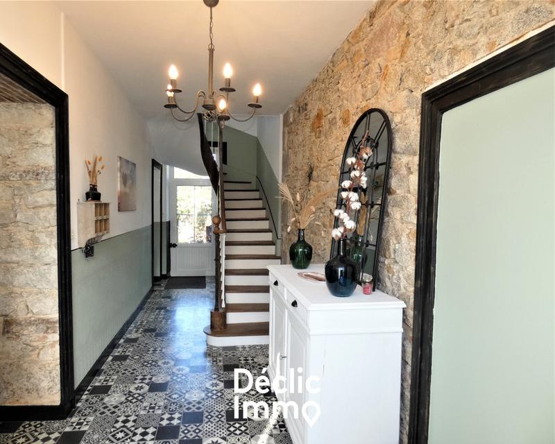 Maison bourgeoise - 240 m² - 10 pièces