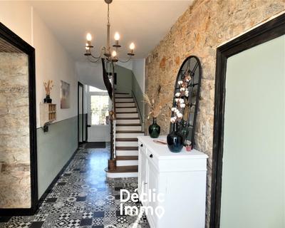 Maison bourgeoise - 240 m² - 10 pièces