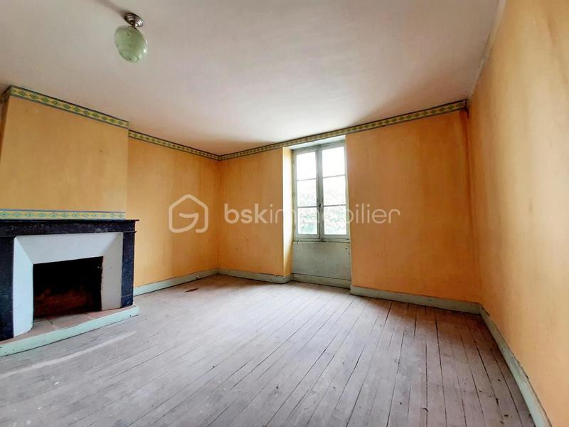 Maison en pierre - 178 m² - 6 pièces