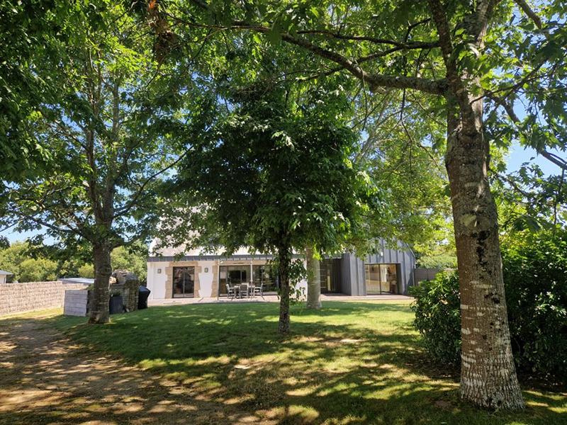 Maison - 251 m² - 6 pièces