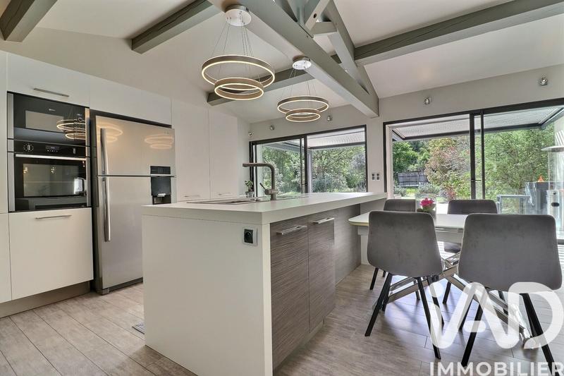 Maison - 135 m² - 5 pièces