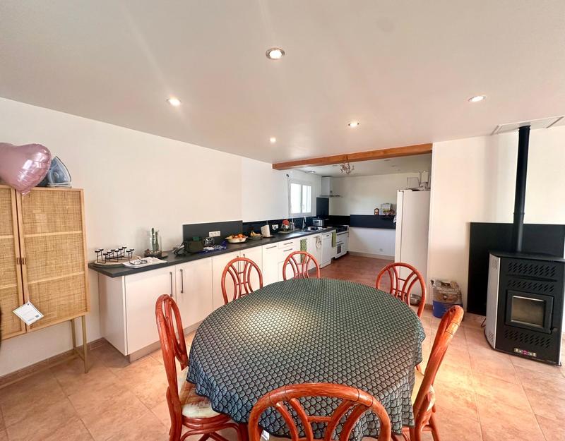 Maison - 176 m² - 7 pièces