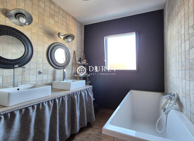 Maison - 145 m² - 4 pièces