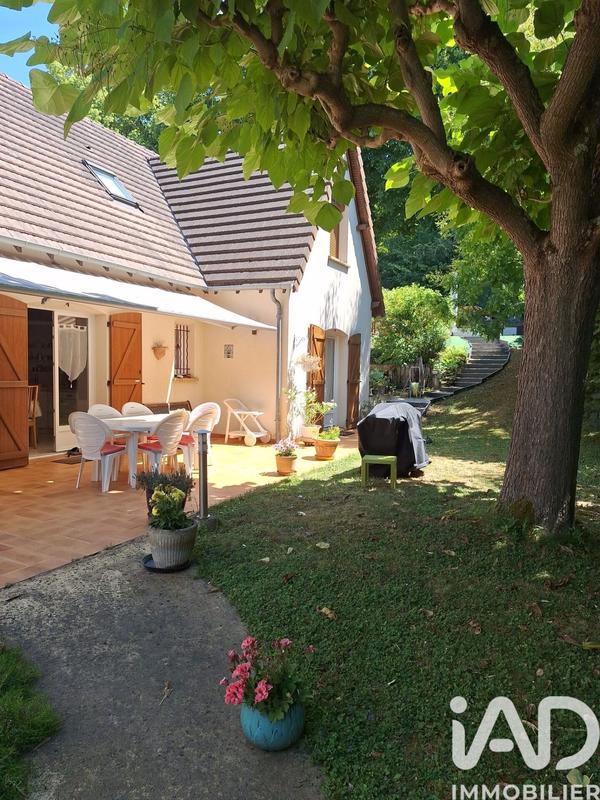 Maison - 181 m² - 5 pièces