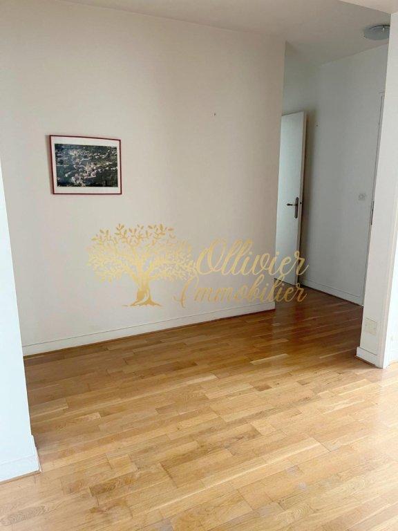 Appartement - 95 m² - 4 pièces