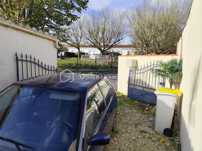 Maison jumelée - 107 m² - 4 pièces