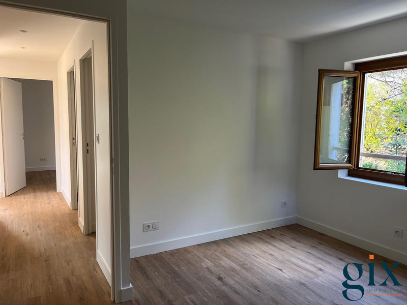 Appartement - 81 m² - 4 pièces