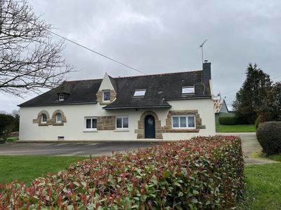 Maison - 151 m² - 6 pièces