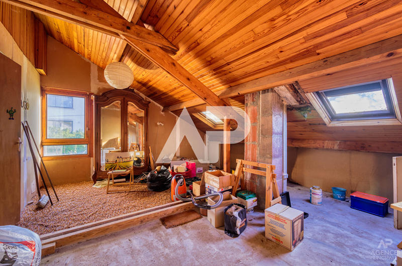 Maison - 108 m² - 5 pièces