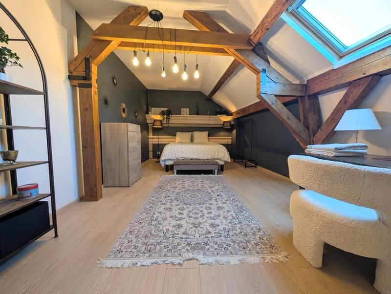 Appartement - 202 m² - 6 pièces