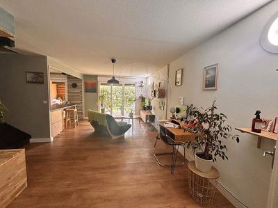 Maison - 84 m² - 4 pièces