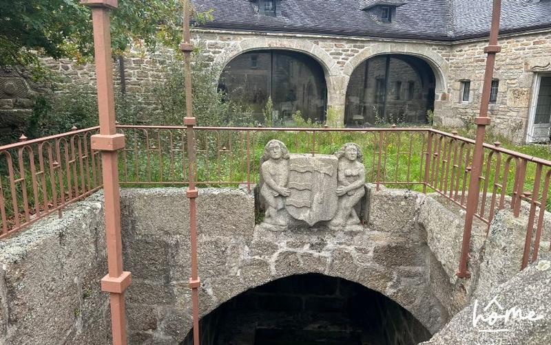 Manoir - 1 600 m² - 30 pièces