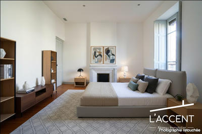 Appartement - 122 m² - 5 pièces