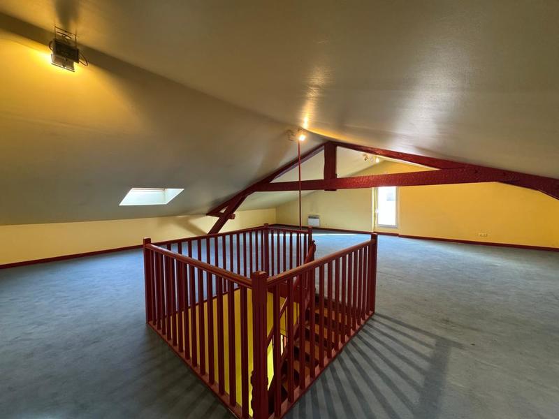 Immeuble - 715 m² - 11 pièces