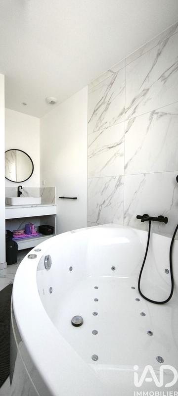 Maison - 119 m² - 5 pièces