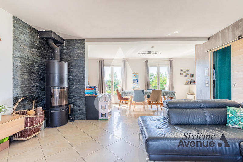 Maison - 150 m² - 6 pièces