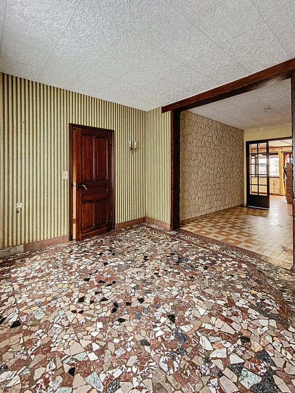 Maison - 93 m² - 6 pièces