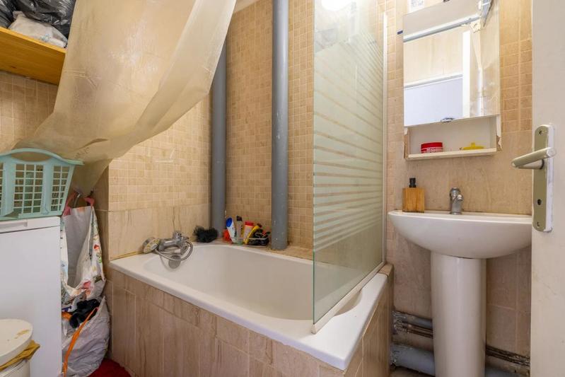 Studio - 30 m² - 1 pièce