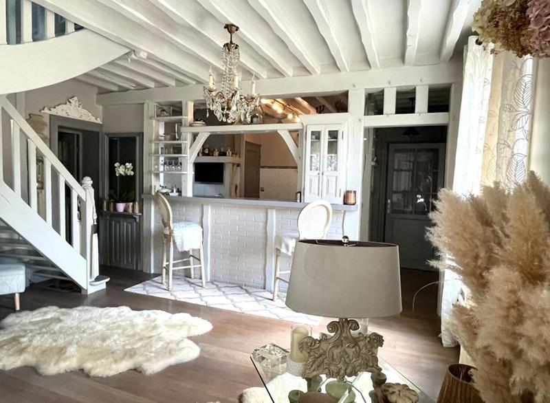 Maison - 260 m² - 8 pièces