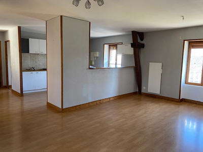 Appartement - 65 m² - 4 pièces