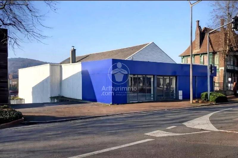 Bureau - 890 m² - 15 pièces