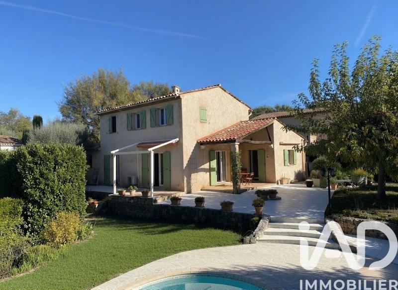 Maison - 148 m² - 5 pièces