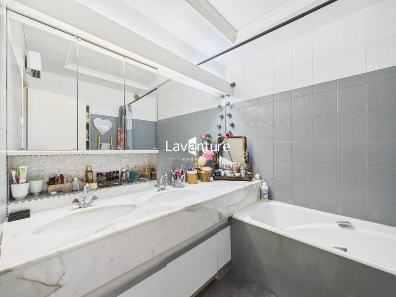 Appartement - 114 m² - 5 pièces