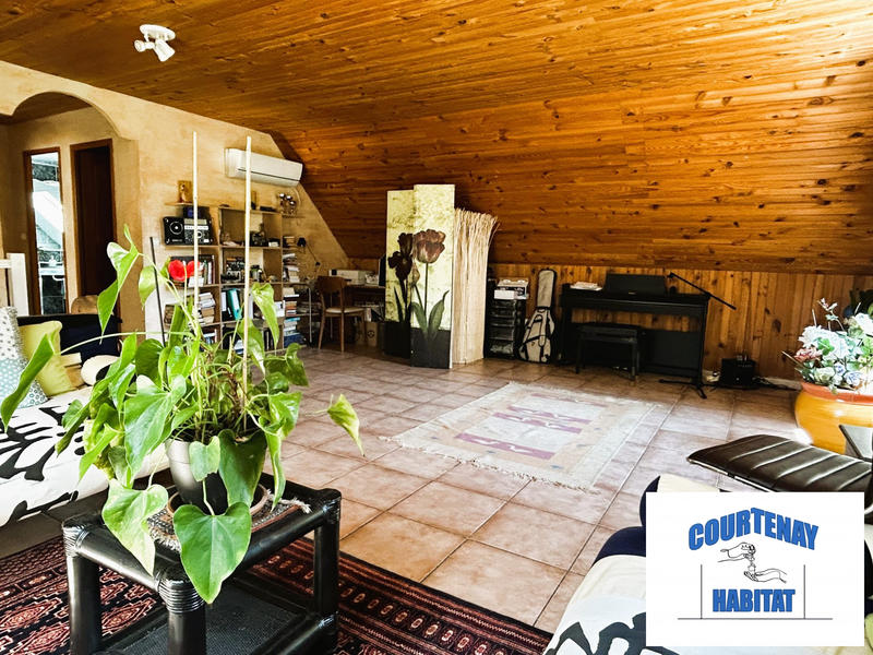 Maison traditionnelle - 150 m² - 5 pièces