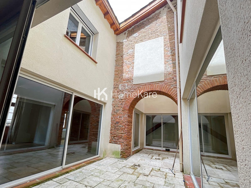 Maison - 210 m² - 5 pièces