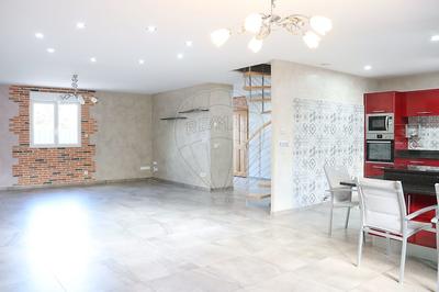 Pavillon - 225 m² - 9 pièces