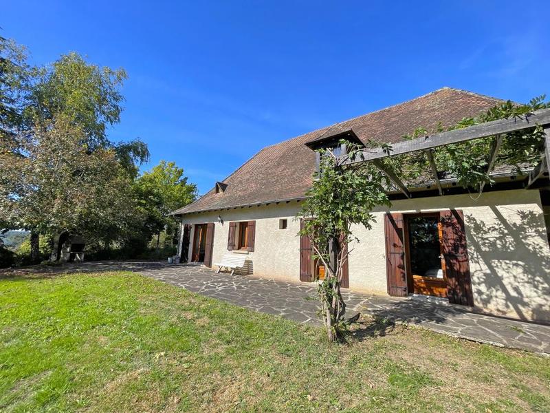 Maison - 140 m² - 3 pièces