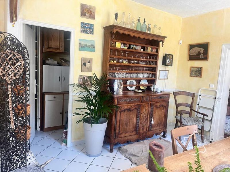 Maison de village - 216 m² - 7 pièces