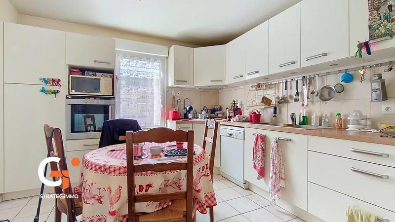 Appartement - 92 m² - 5 pièces