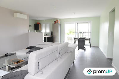 Maison - 99 m² - 4 pièces