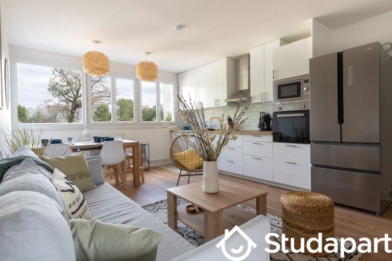 Chambre - 12 m² - 1 pièce