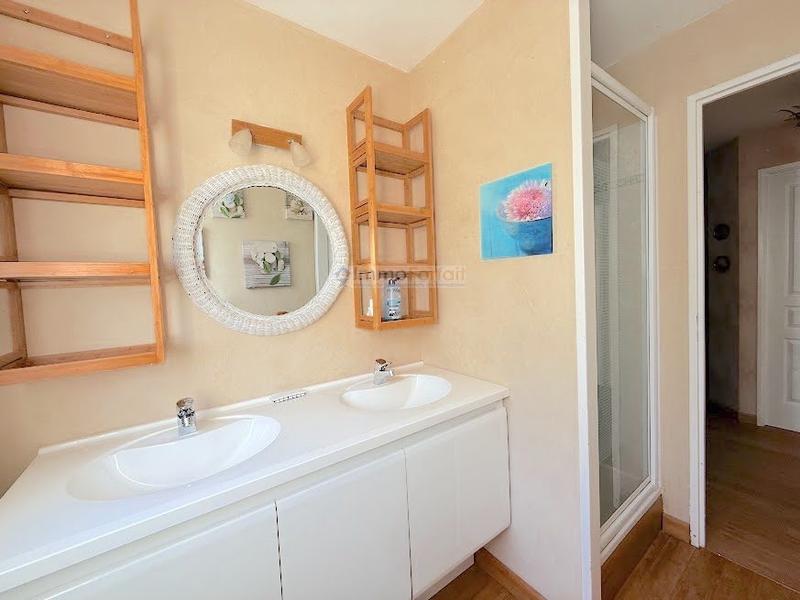 Maison - 180 m² - 7 pièces