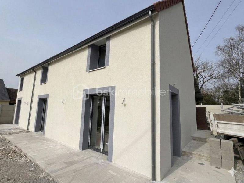 Maison en pierre - 113 m² - 5 pièces