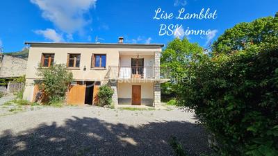 Maison - 142 m² - 5 pièces