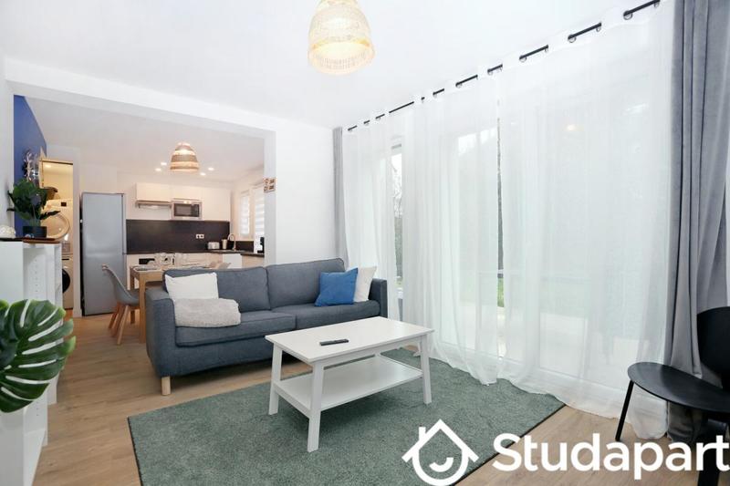 Chambre - 12 m² - 1 pièce