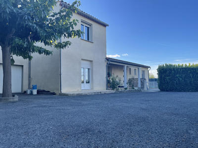Maison - 174 m² - 8 pièces