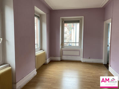 Appartement - 100 m² - 6 pièces