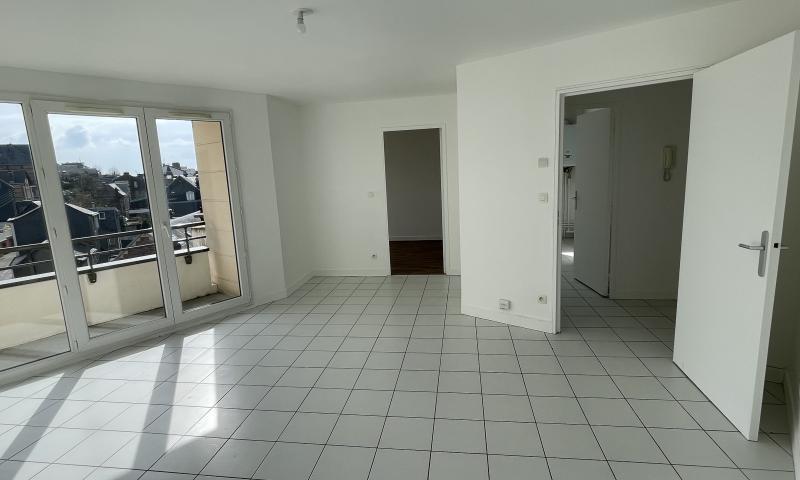Appartement - 70 m² - 4 pièces