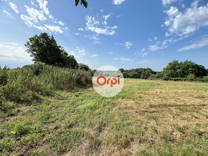 Terrain constructible - 1 484 m²