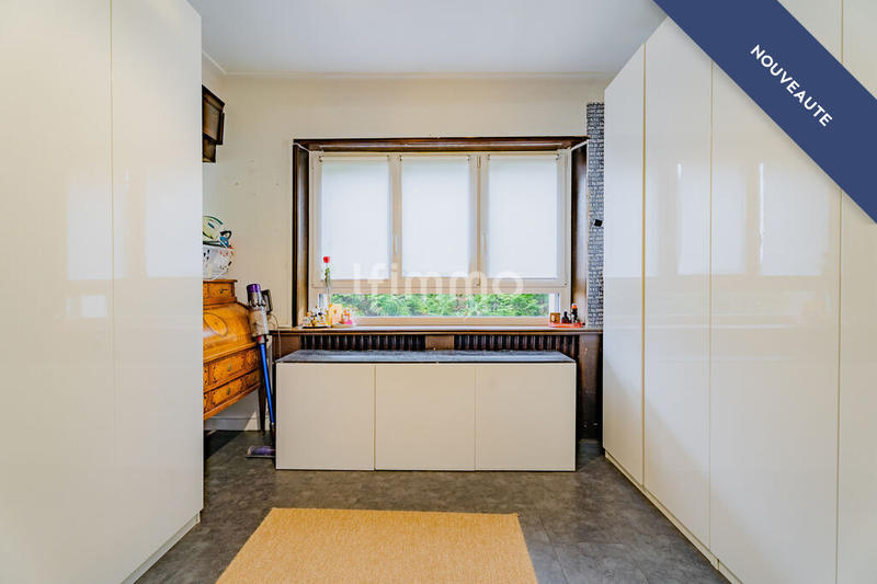 Maison - 225 m² - 7 pièces