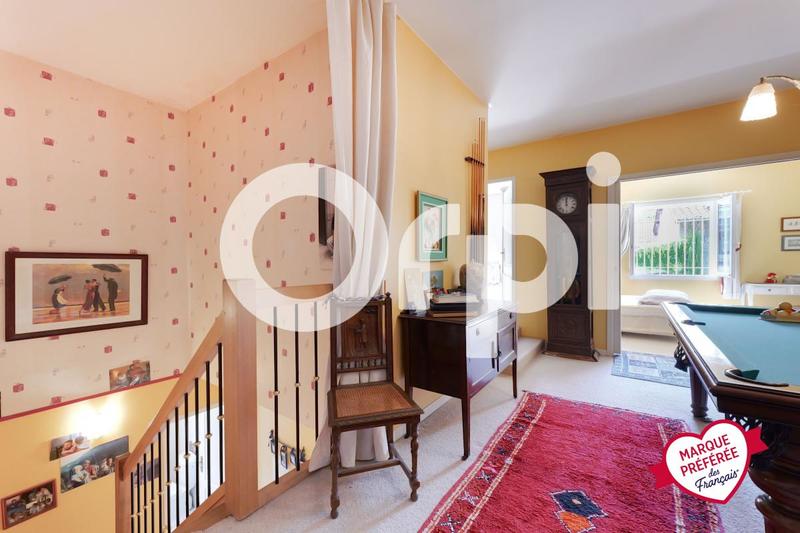 Maison - 161 m² - 6 pièces