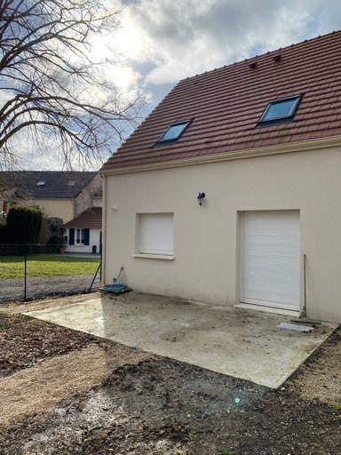 Maison - 85 m² - 5 pièces