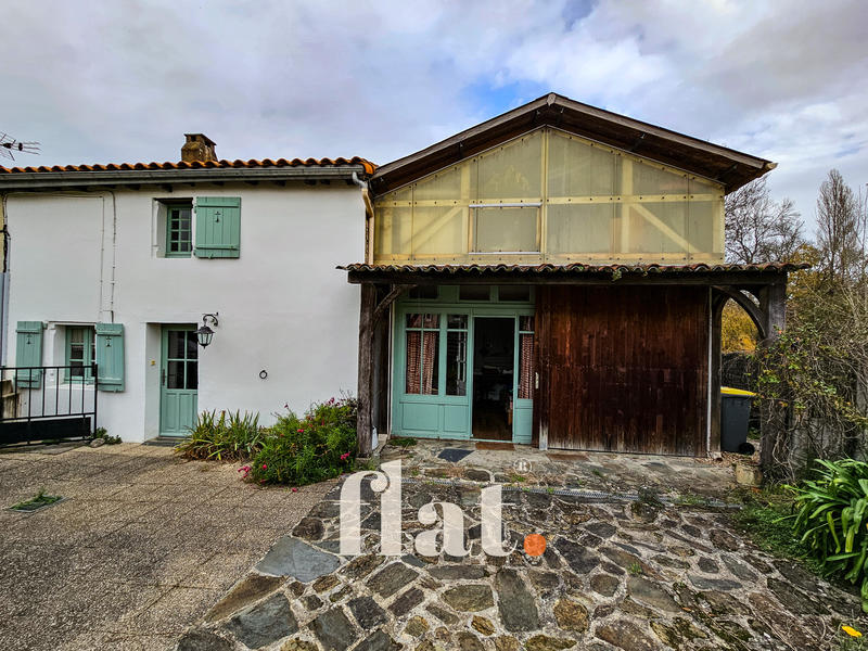 Maison - 122 m² - 6 pièces