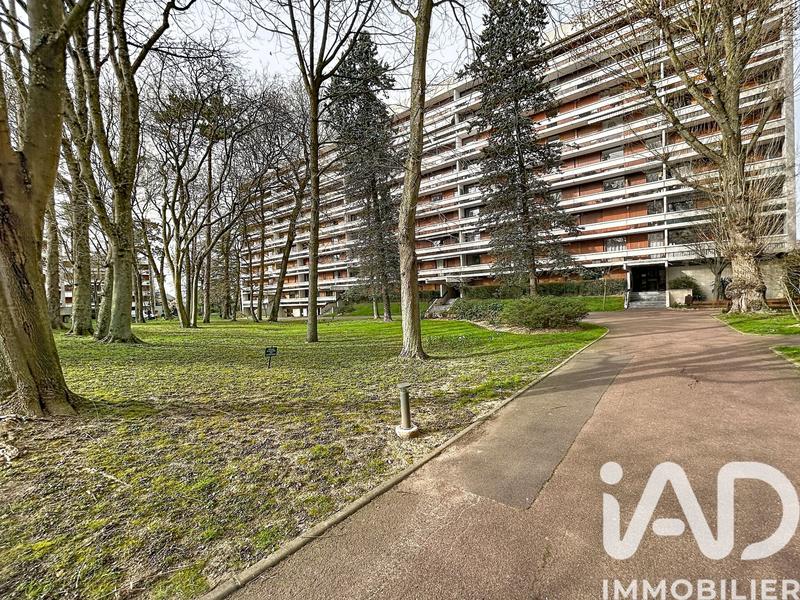 Appartement - 90 m² - 5 pièces