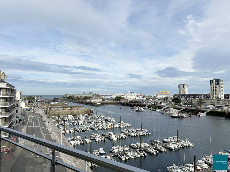 Appartement - 95 m² - 4 pièces