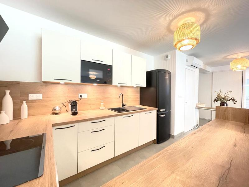 Appartement - 75 m² - 3 pièces